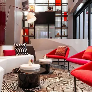 Отель Ibis Styles Ambassador Myeong-dong