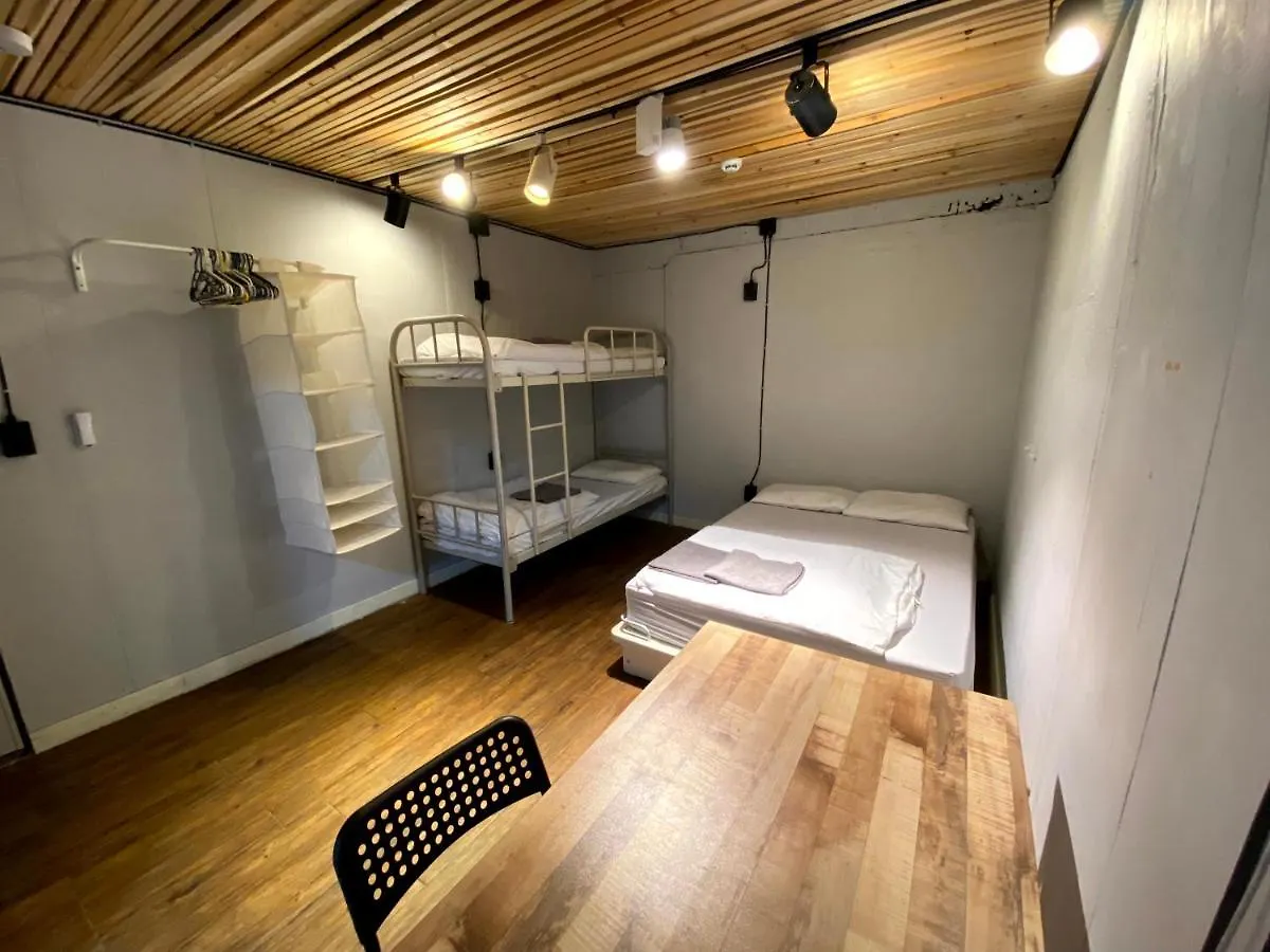 Itaewon Inn Σεούλ Hostel